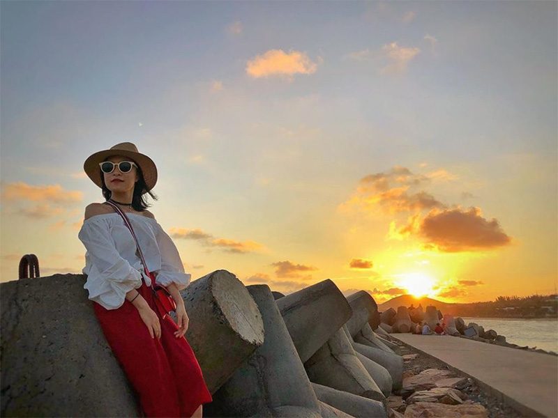 Nơi Ngắm Bình Minh Ở Mũi - Bãi Đá Ông Địa: