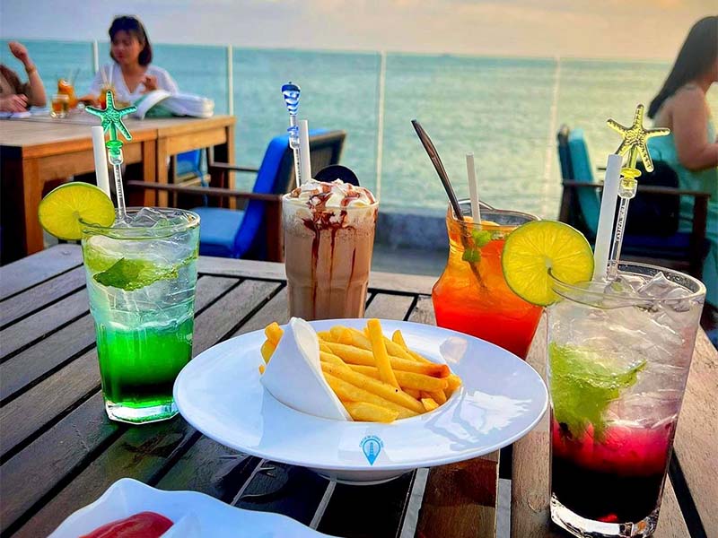Review ăn chơi ở Phan Thiết  - Quán cà phê và quán bar ven biển: