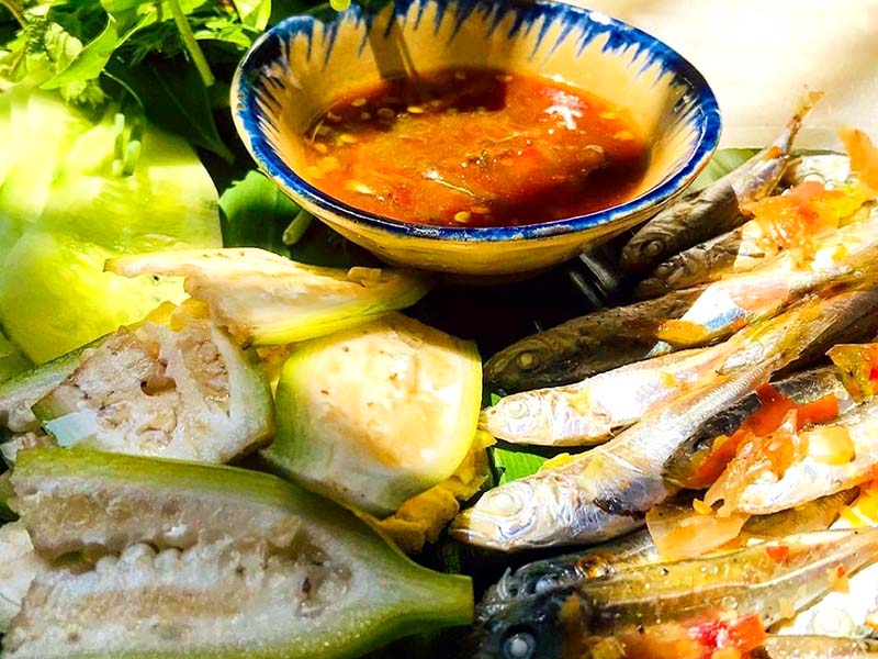 Review ăn chơi ở Phan Thiết  - Những món ăn đặc sản: