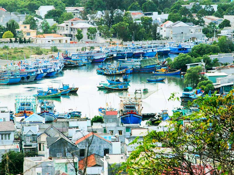 Chơi gì ở Phan Thiết? Cảng Phan Thiết