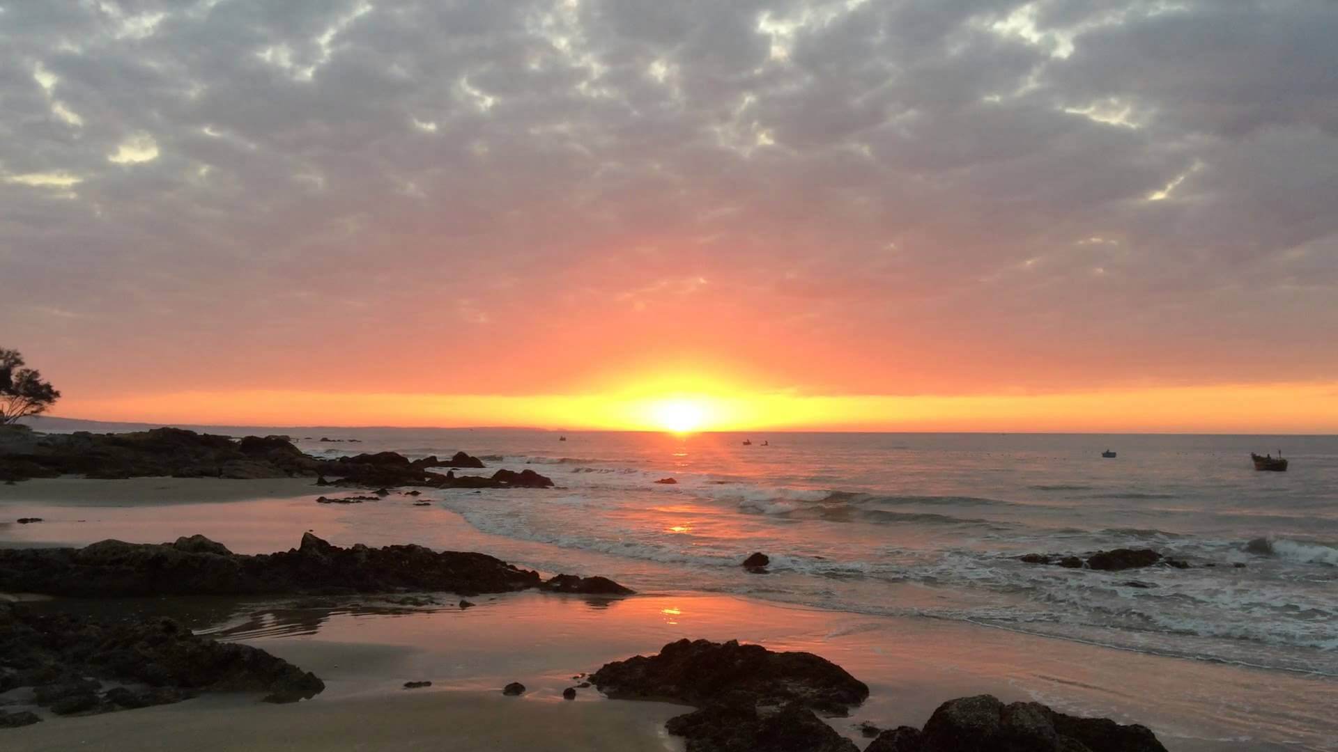 Chơi gì ở Phan Thiết? Bãi Biển Thương Chánh