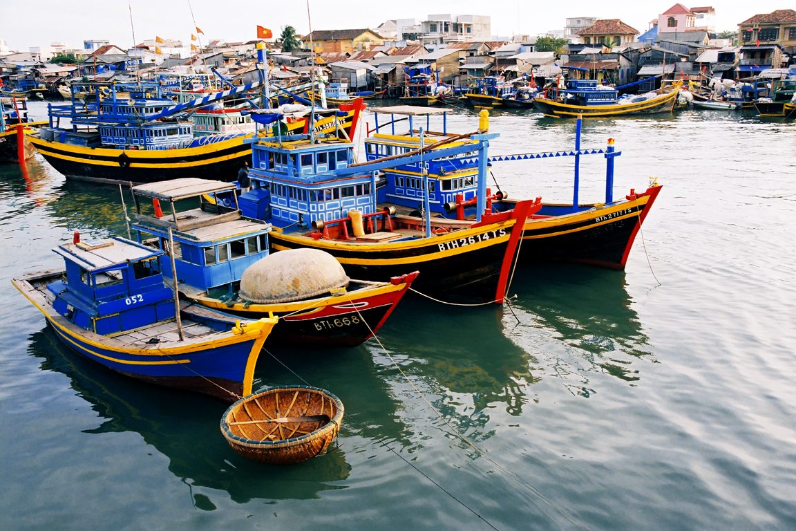 Chơi gì ở Phan Thiết? Cảng Phú Hài
