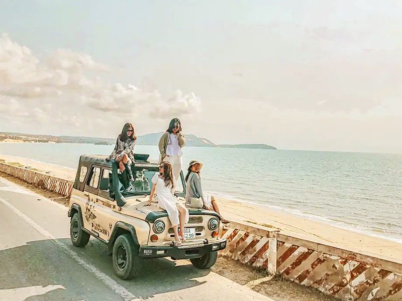 Du lịch biển Phan Thiết 2024: Hạ gục trái tim với biển hoang sơ