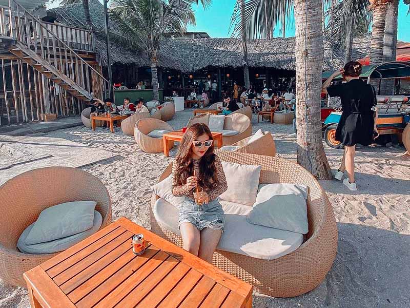 Chameleon Beach Bar Phan Thiết: Bar "chill" nhất Phan Thiết