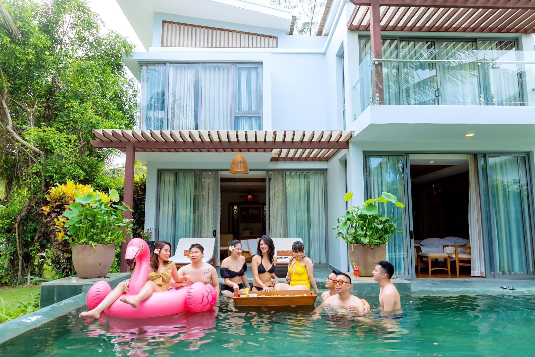 Sống ảo triệu like tại Phan Thiết: "Bắt trend" với những góc chụp "siêu chất":